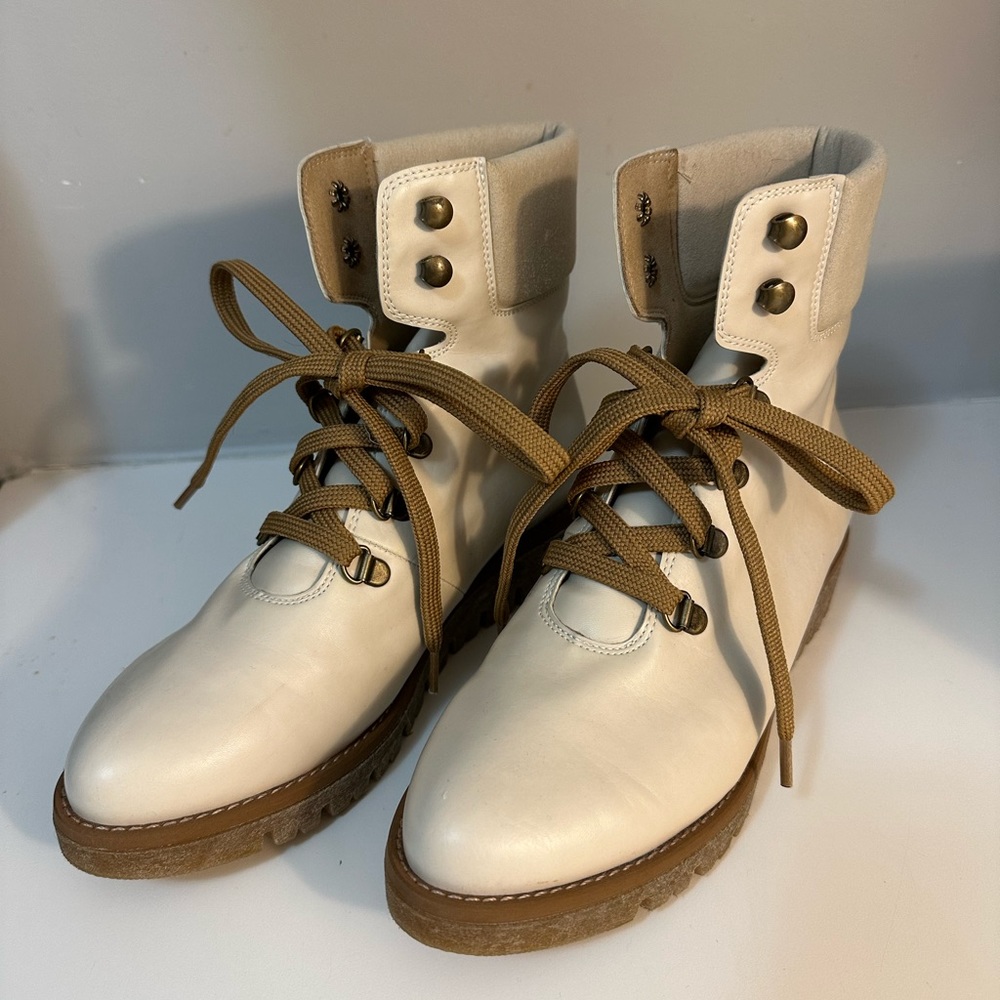 COPY - New Bhava Studios NY women’s vegan hiker boots
